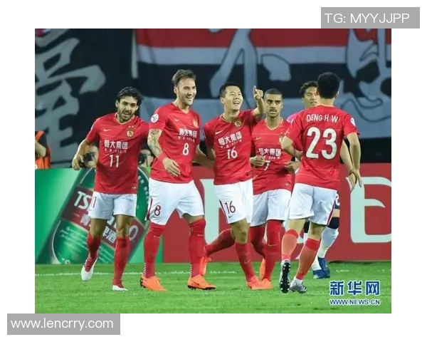 天津权健与广州恒大激战网络直播全程回顾与精彩瞬间分析